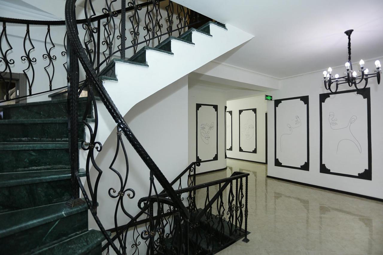Hotel The One Boutique Tiflis Exterior foto