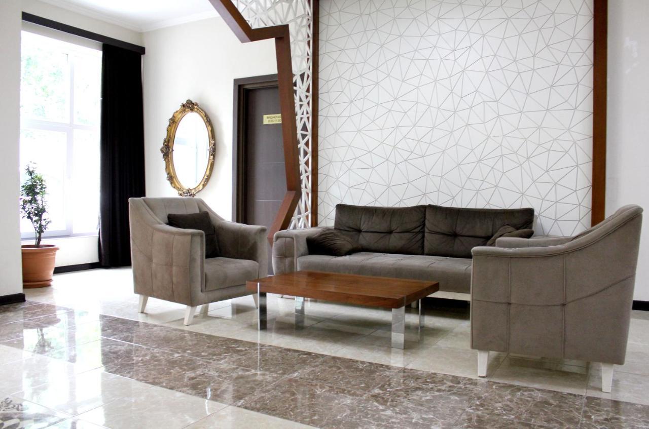 Hotel The One Boutique Tiflis Exterior foto